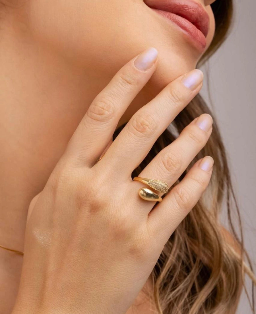 Anel Regulável Cravejado Banhado